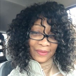 Meet your Posher, Sharolyn